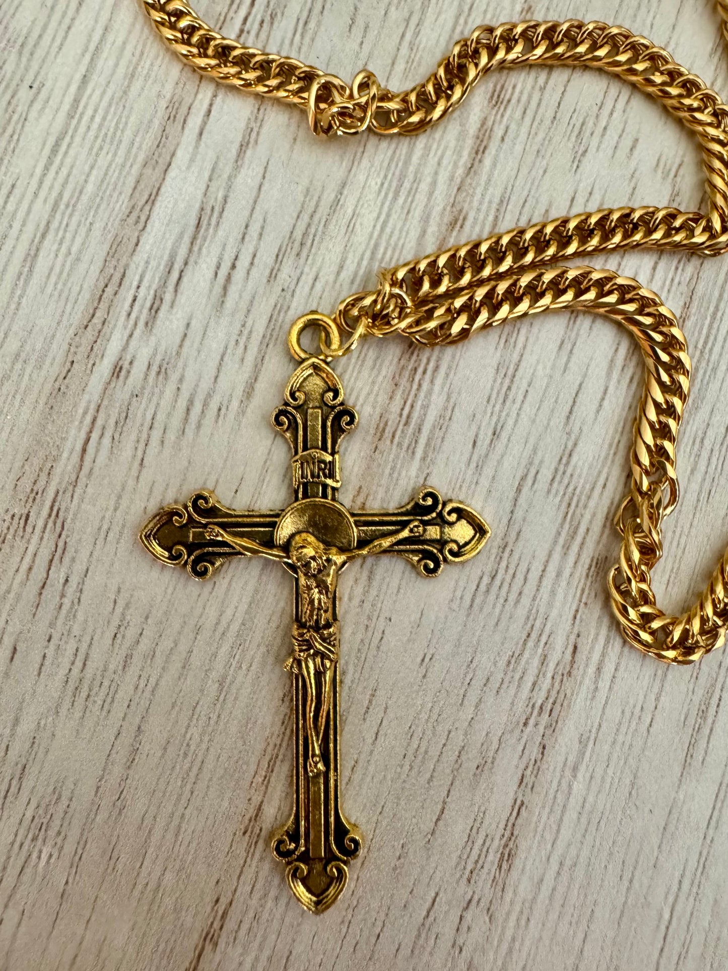 18K Gold-Plated Stainless Steel Necklace with Vintage Crucifix Pendant