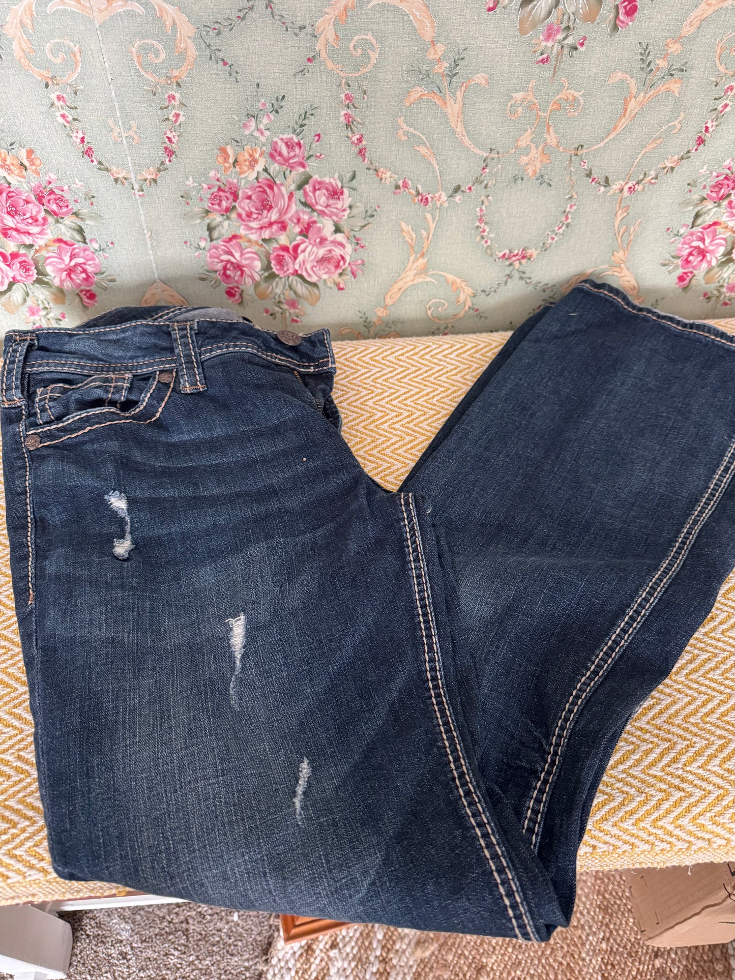 Lot of 2 Silver Jeans Co. Jeans