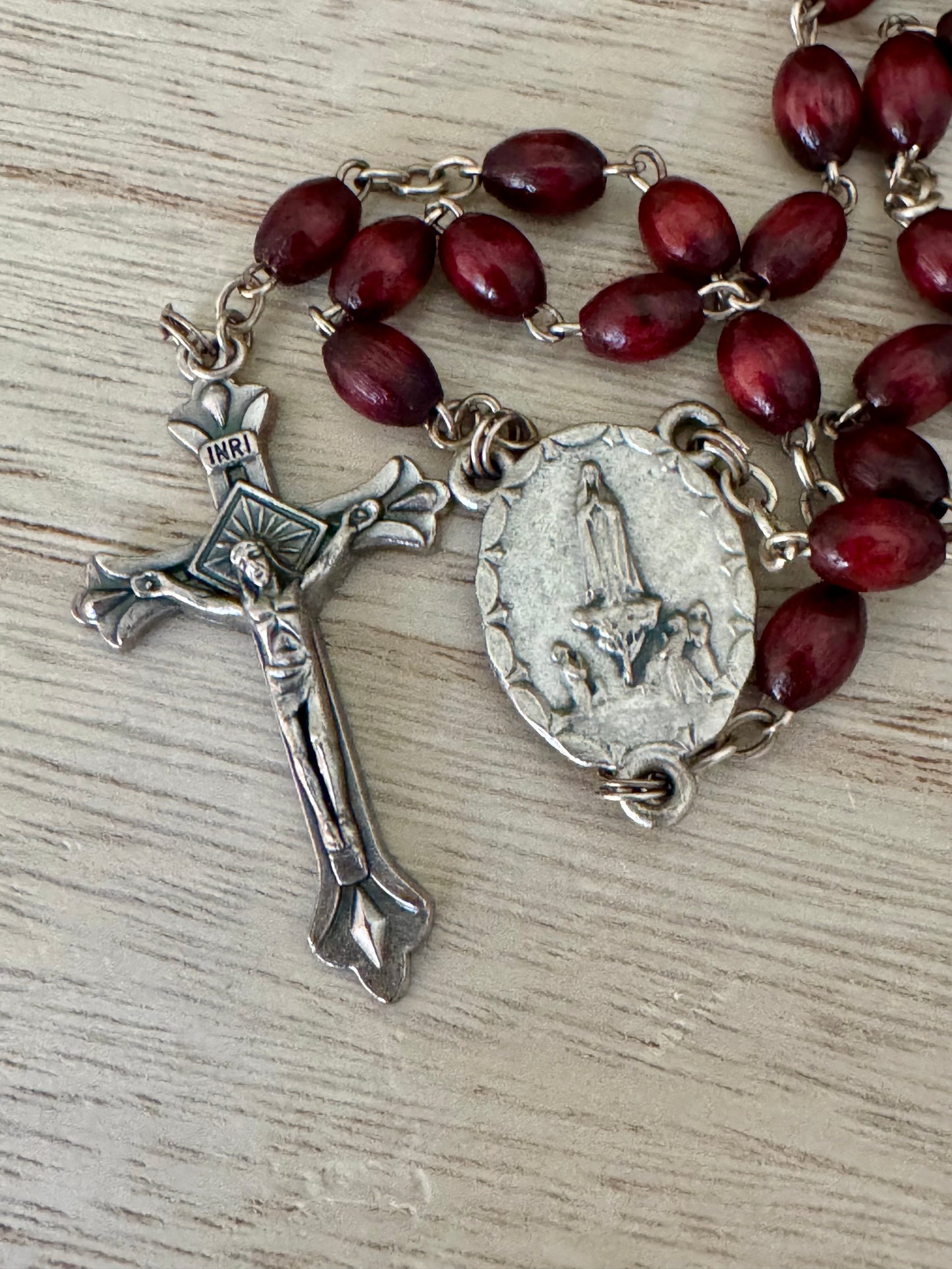 Vintage Red Fatima Rosary | 90th Anniversary Inscription (1917-2007)