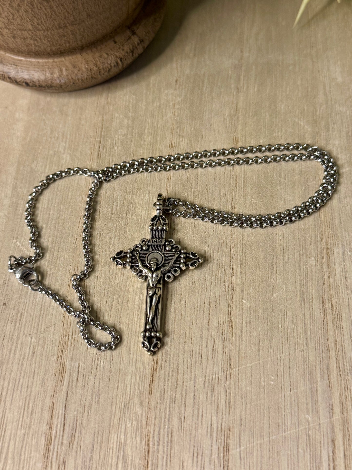 Silver Crucifix Necklace 18 inch