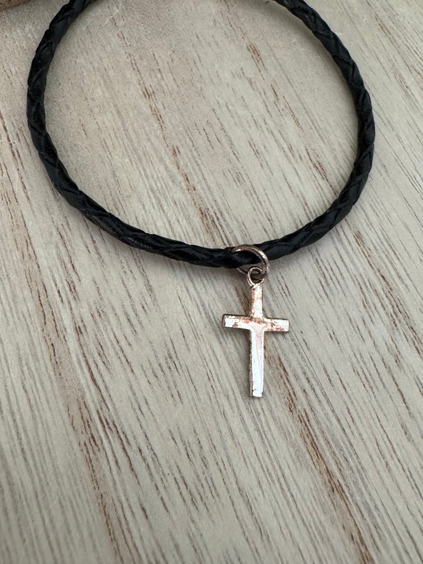 Vintage Black Braided Leather Bracelet with Silver Cross – 7.5 Inches