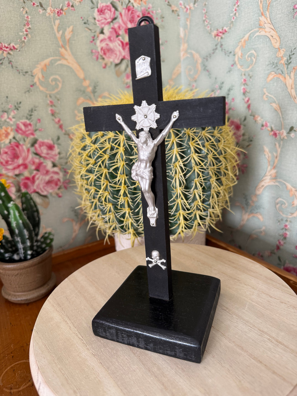 Vintage Black Wooden Memento Mori Crucifix, Freestanding or Wall Hanging, 9.5"