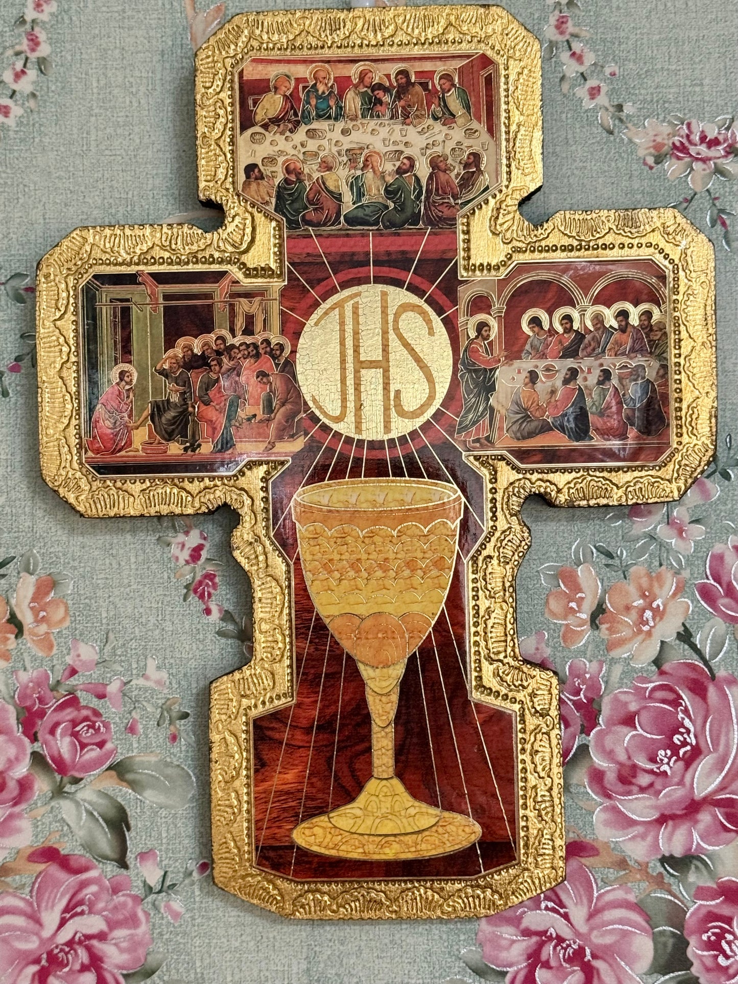 Catholic Cross Icon – Last Supper & Jesus Washing the Apostles’ Feet