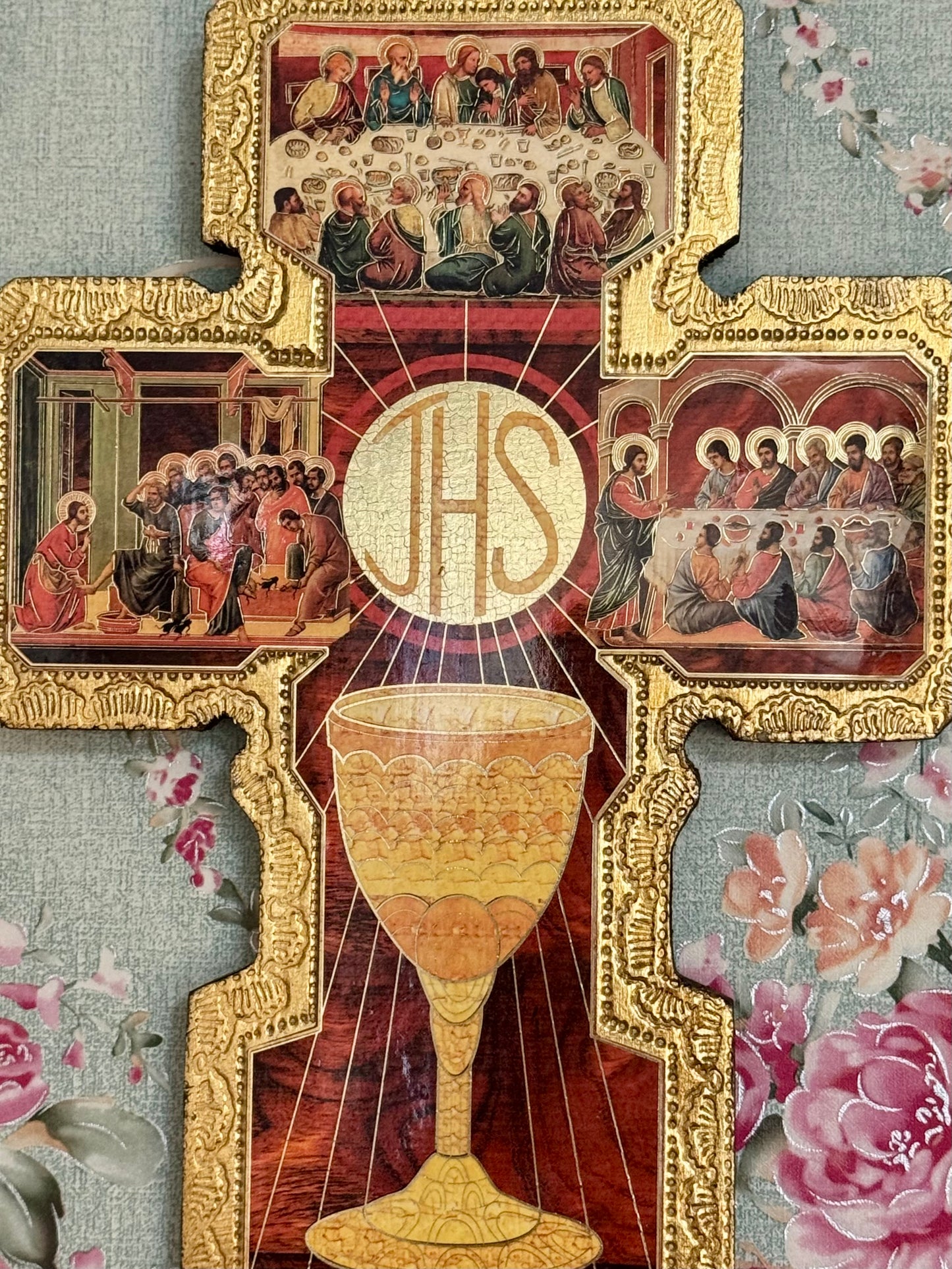 Catholic Cross Icon – Last Supper & Jesus Washing the Apostles’ Feet