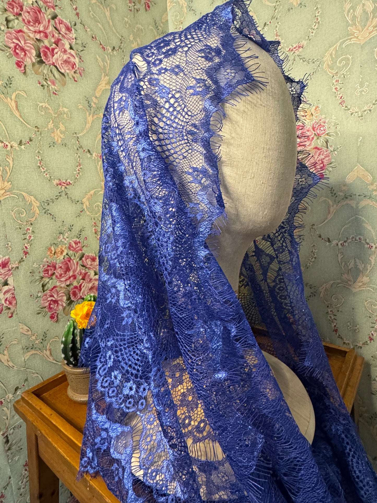 Handmade Eyelash Lace Adult Catholic Chapel Veil – Infinity Style (No Clip) | 23x28