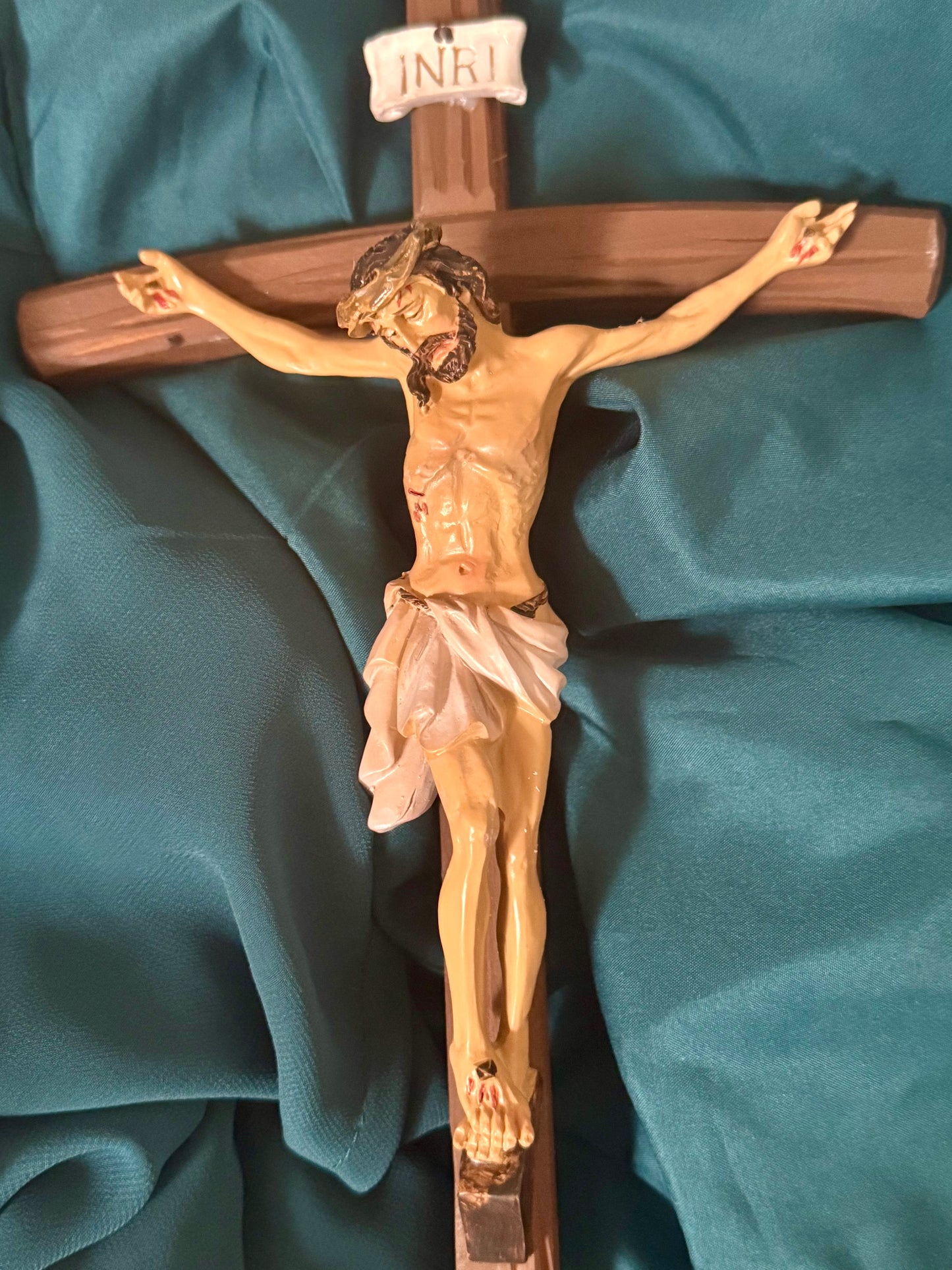 12" Smooth Finish Crucifix