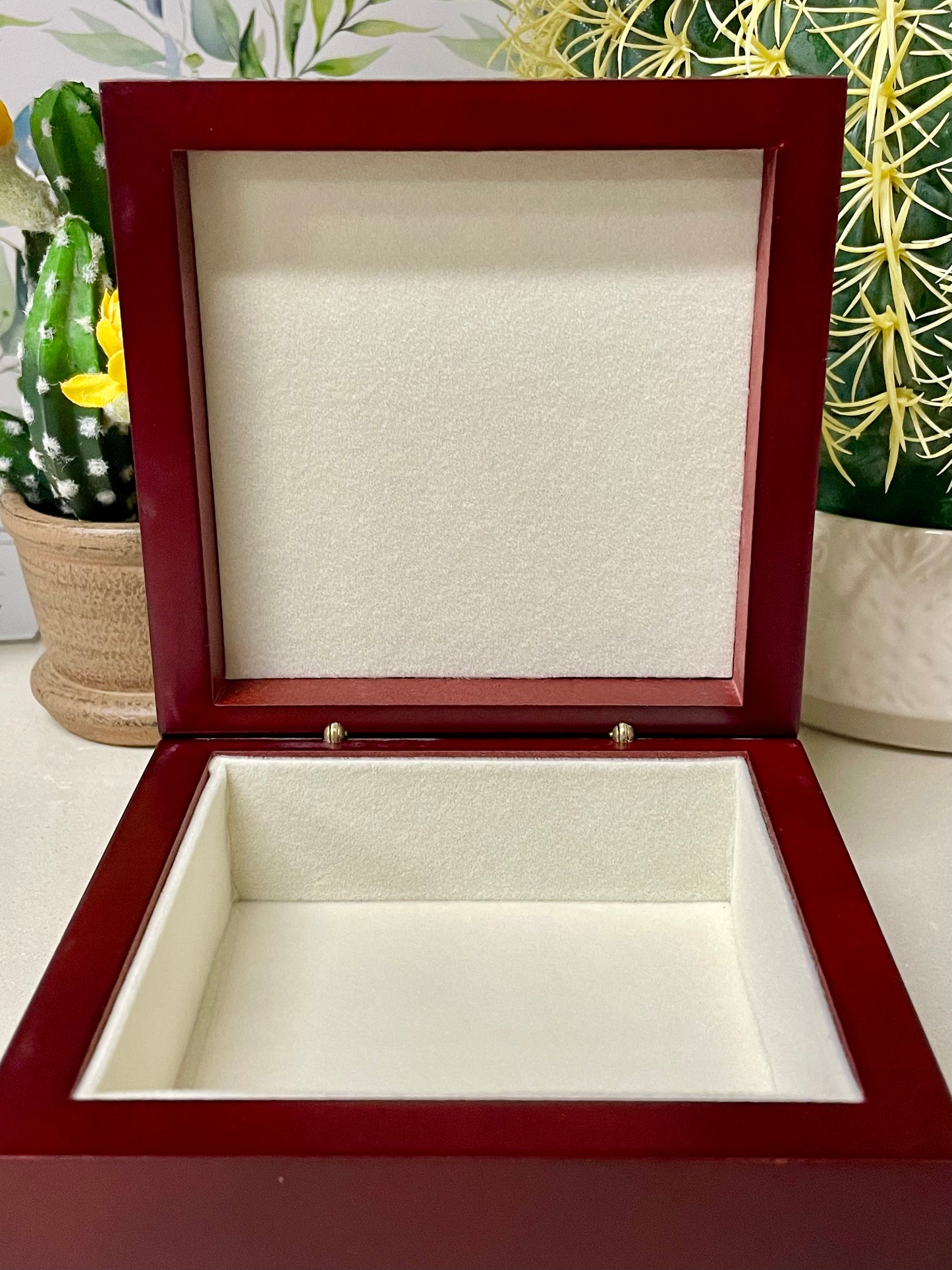 Wooden Keepsake Box with Holy Family Image – A Timeless Gift