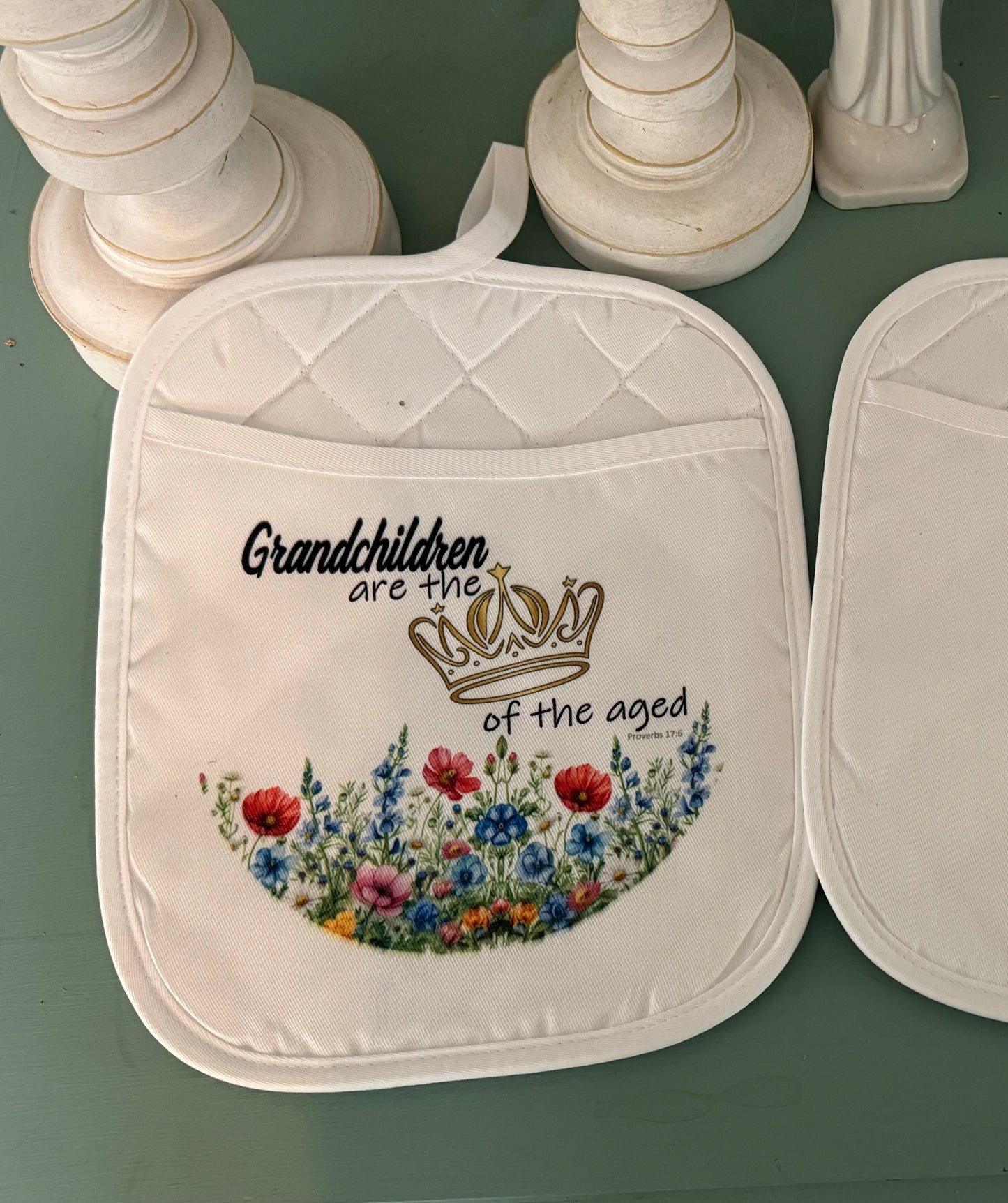 Pot Holder- A thoughtful gift!