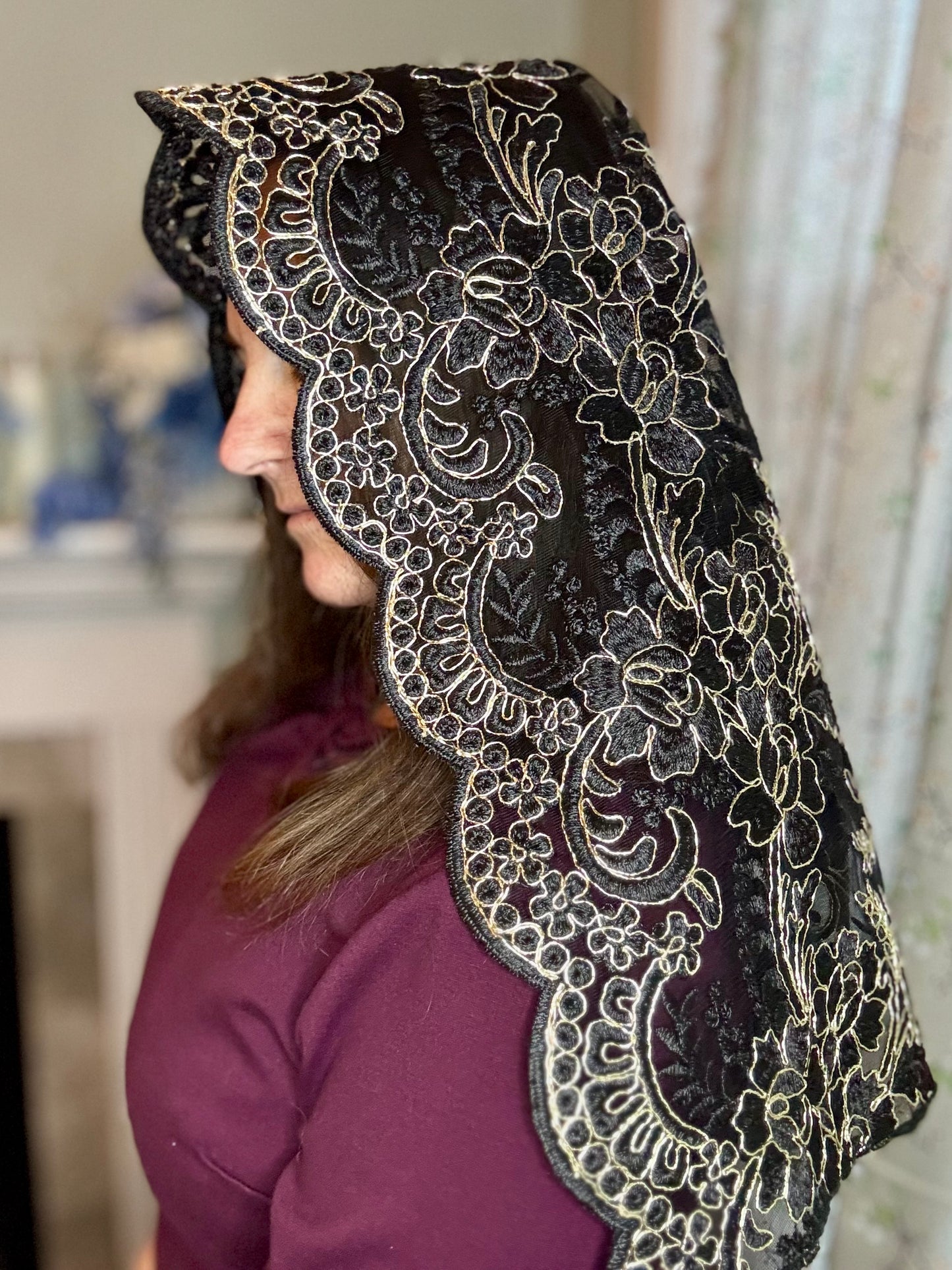 Our Lady of Champion Triangle Veil, 43x45