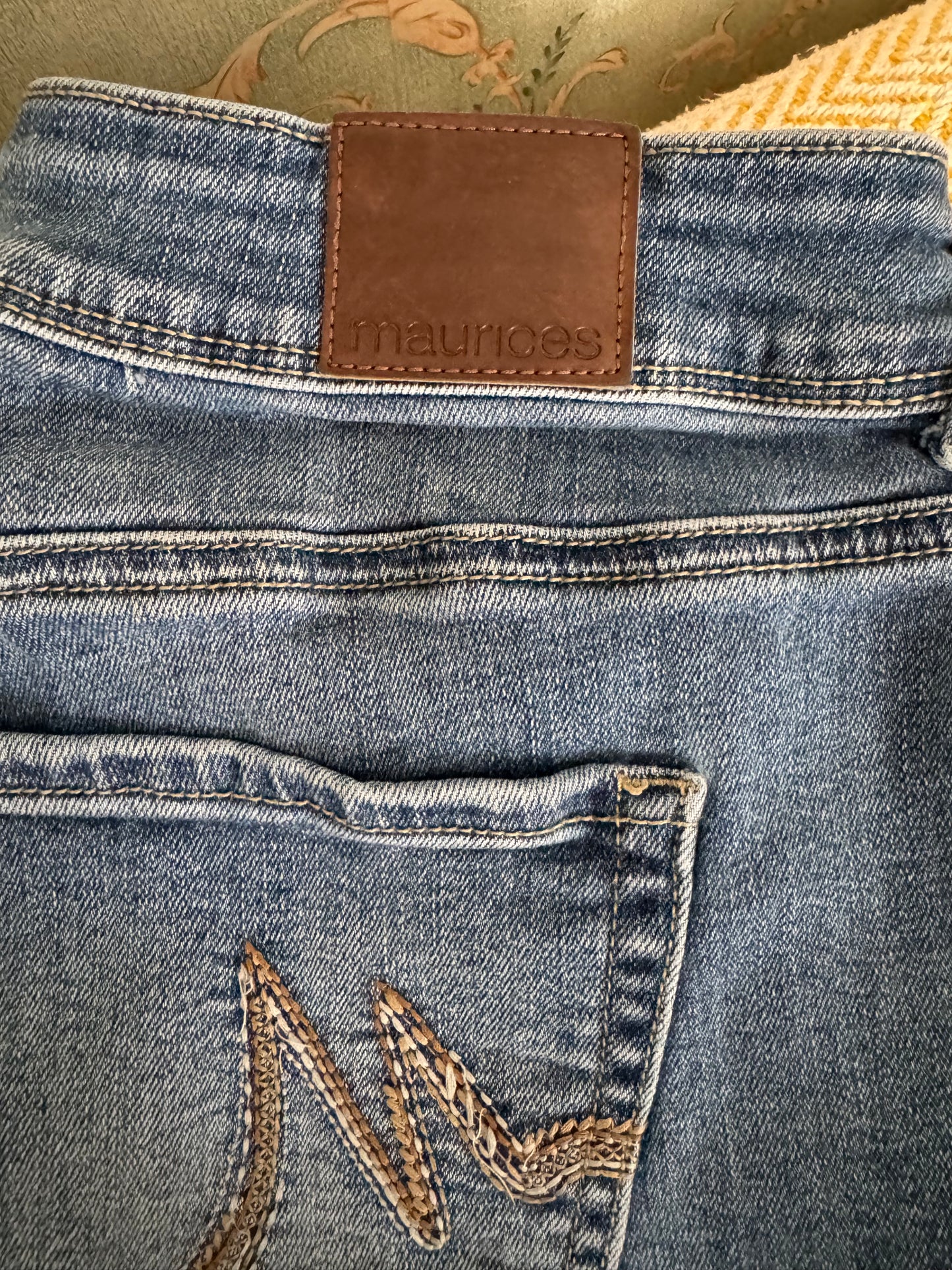 Maurices Jeans – Light Wash (Size 12)