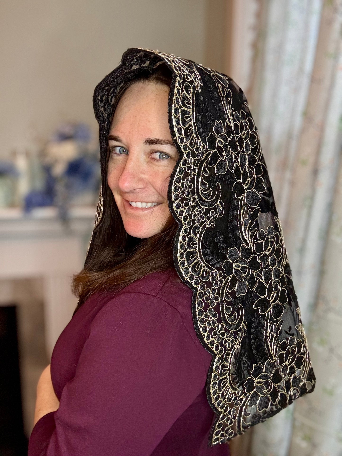 Our Lady of Champion Triangle Veil, 43x45