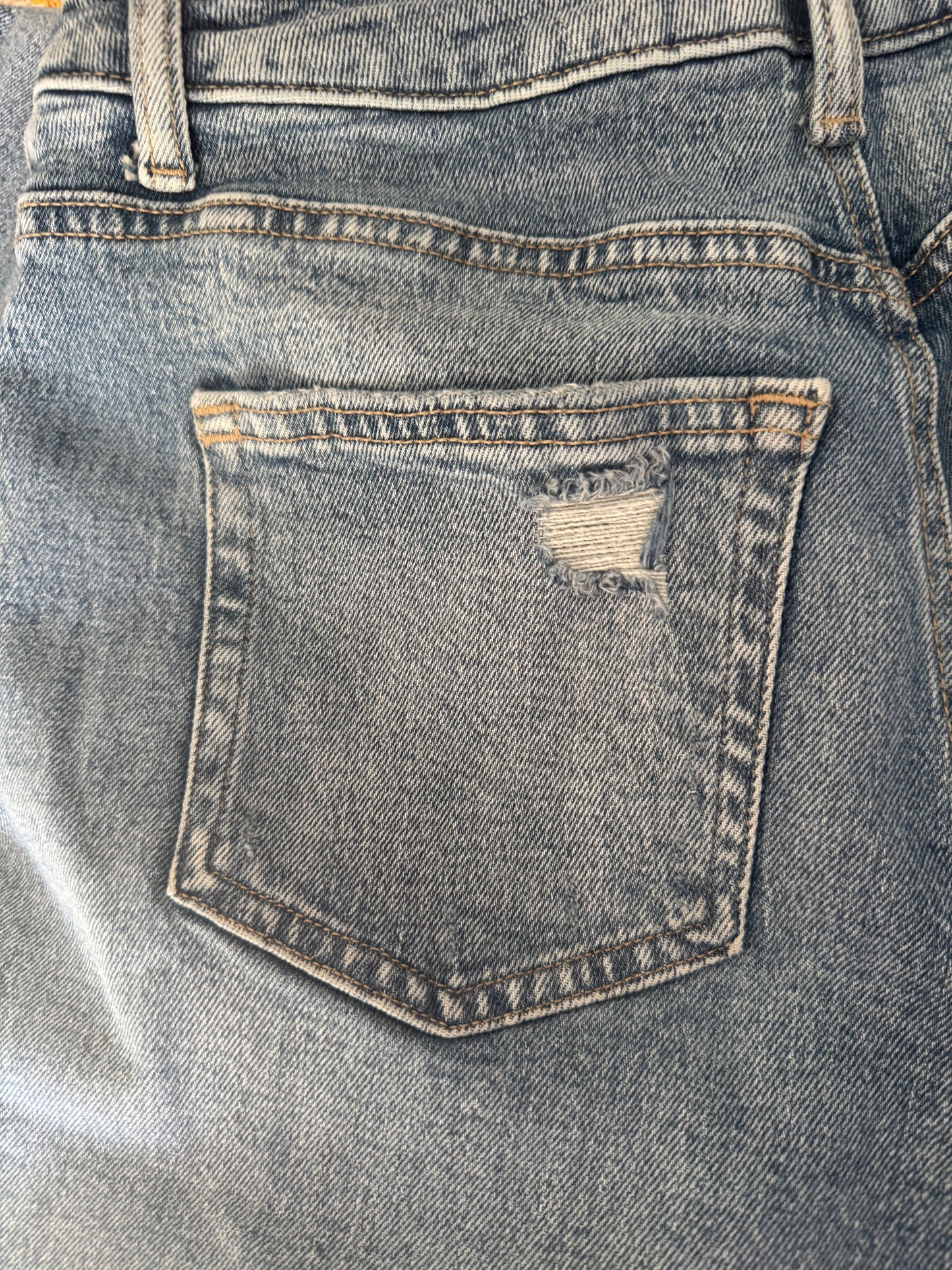 Edgely Women’s Jeans Size 10 Regular Light Wash Distressed Stretch Denim