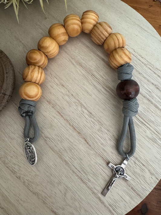 Handmade Paracord Single Decade Rosary – St. Michael & St. Benedict