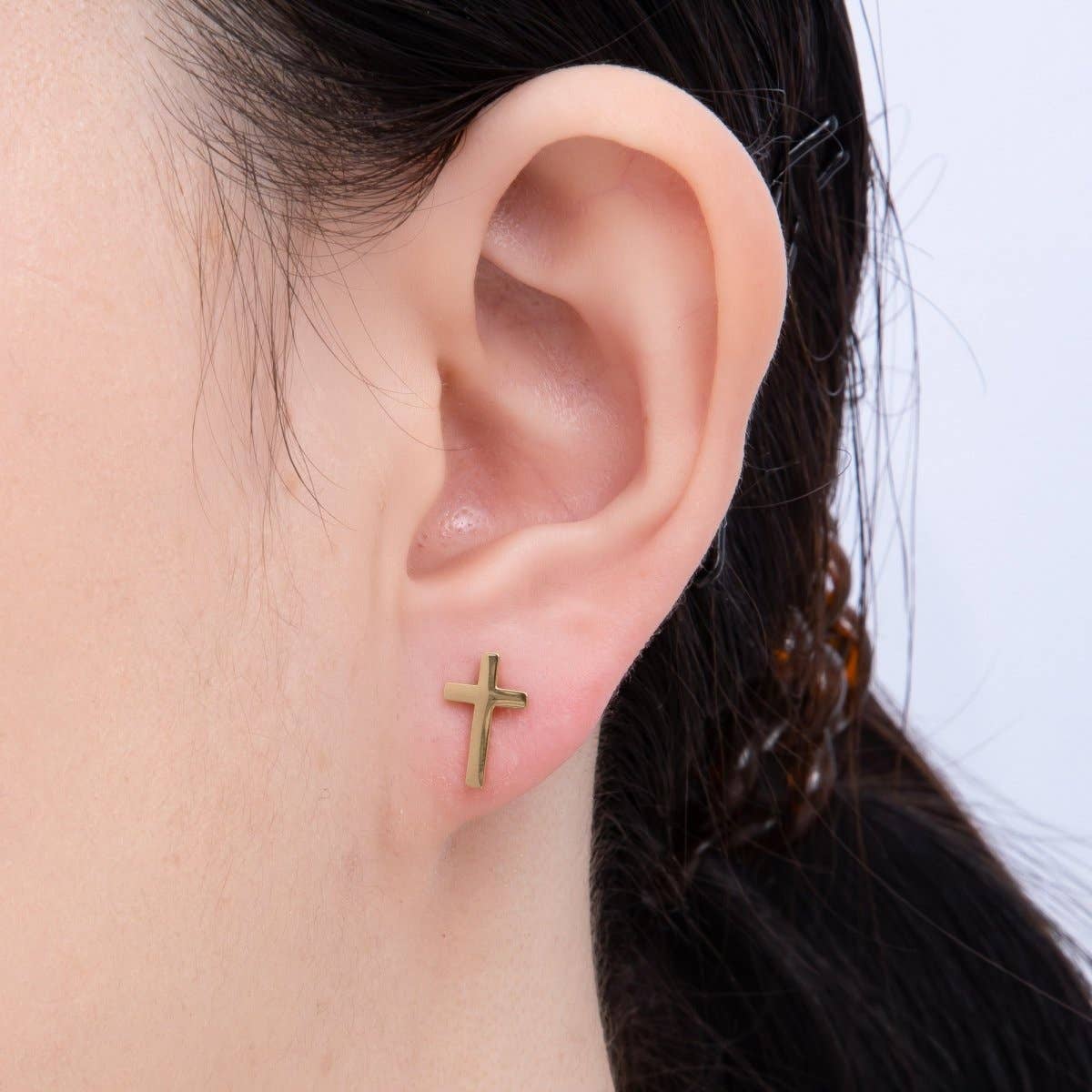 18K Gold Stainless Steel Minimalist Cross Stud Earrings