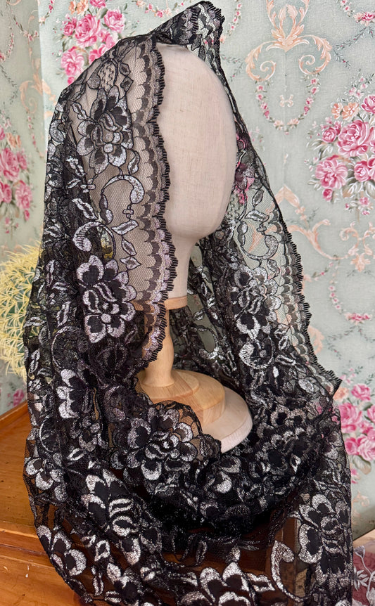 Infinity Veil • Black with Bright Silver Contrast • 24" x 24" • No Clip