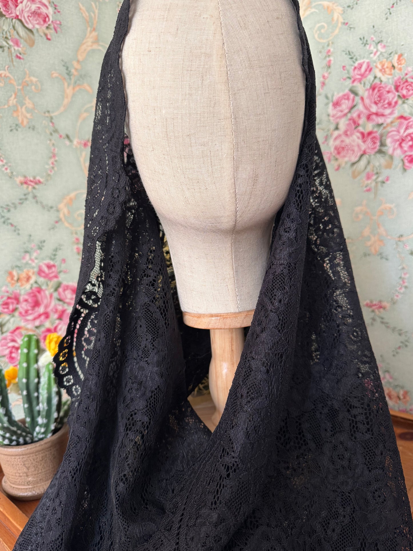 Black Lace Infinity Chapel Veil – 28" x 23" | Handmade | Soft & Lightweight