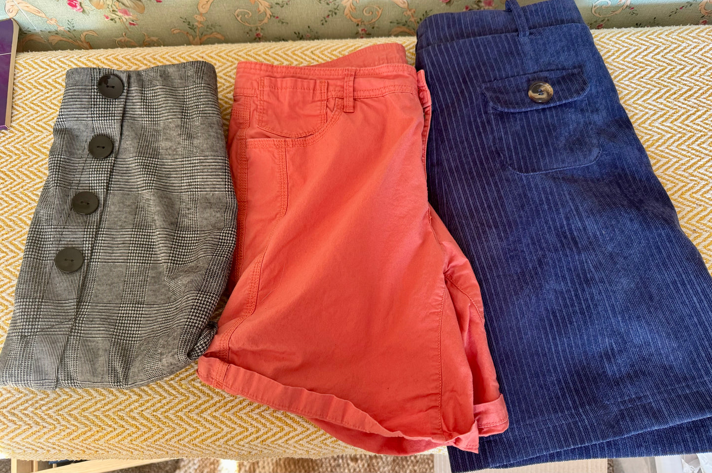 Lot of 3 Women’s Bottoms Skirt Shorts Small Medium DKNY Skies Are Blue Preowned