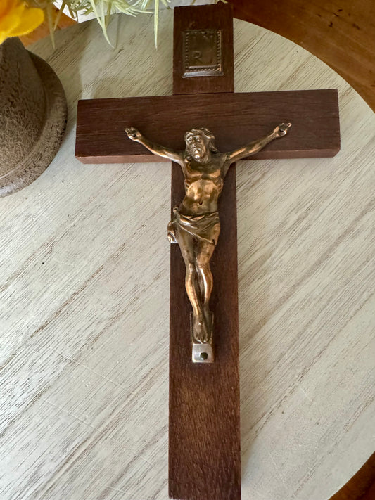 Vintage Dark Grain Handmade Crucifix – 8in x 4.5in