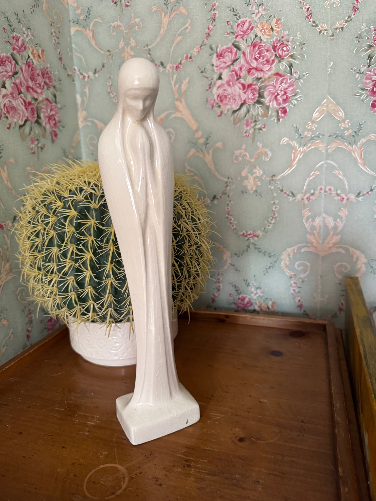 Vintage Hollow Ceramic Mother Mary Statue – 1965