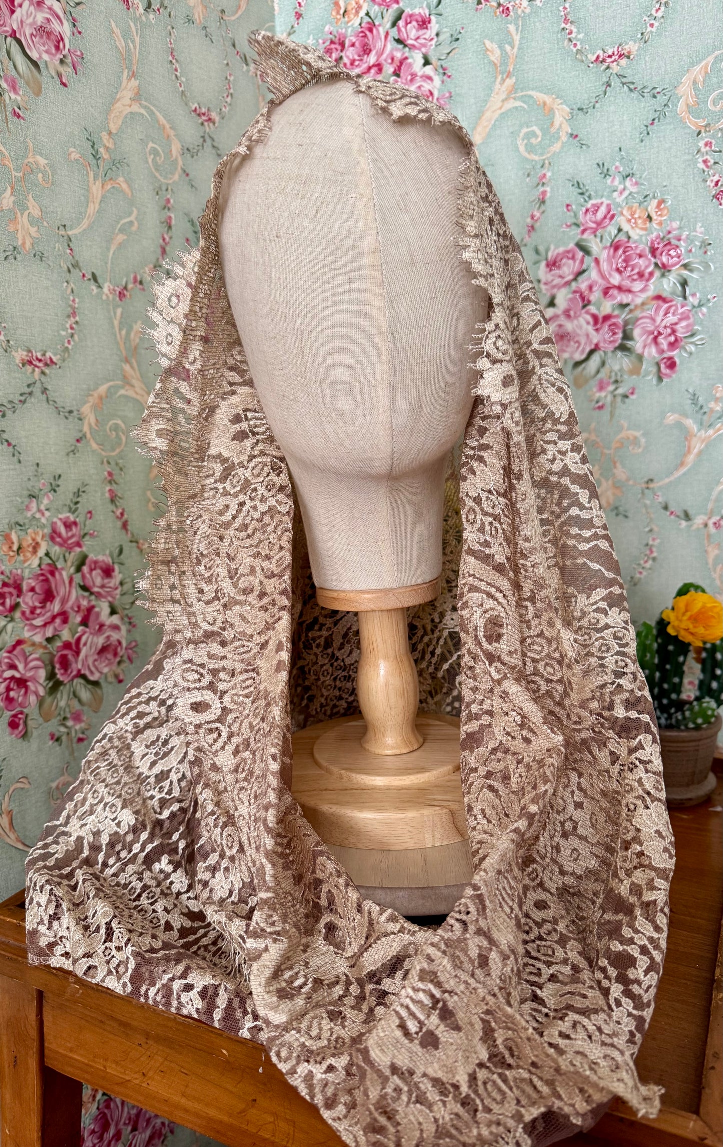 Natural Infinity Veil or Mantilla • Italian Floral Mesh Lace • Lightweight • No Clip