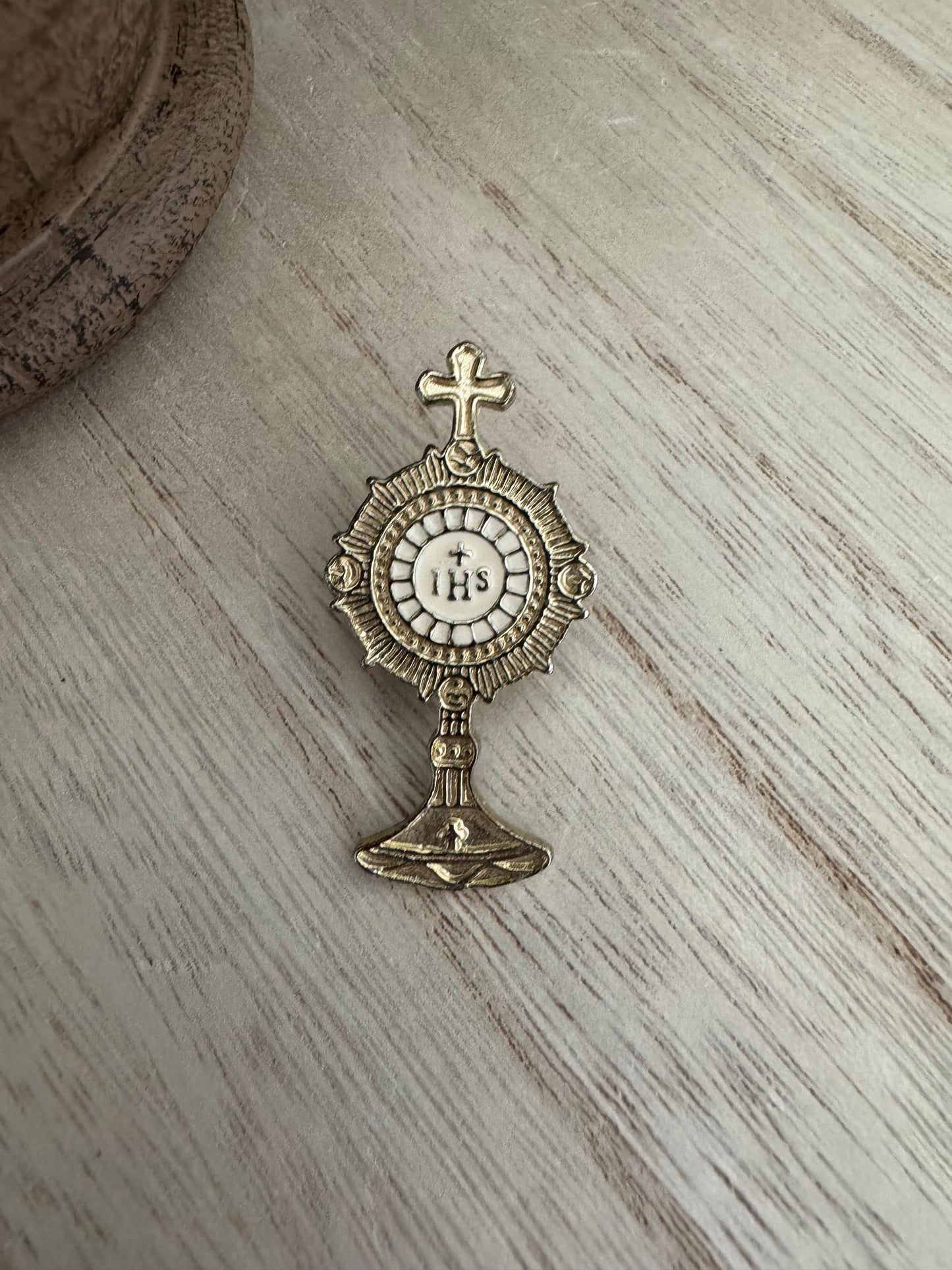 Gold Colored Catholic Monstrance Lapel Pin