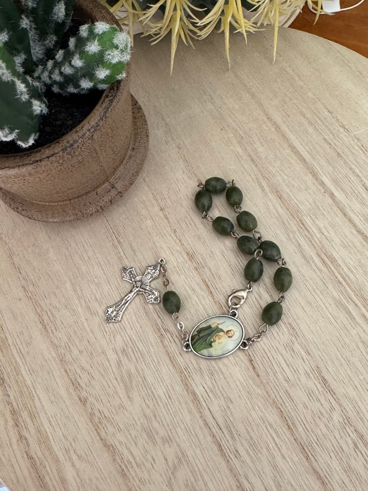 Green Gemstone Single Decade Rosary – St. Jude Centerpiece