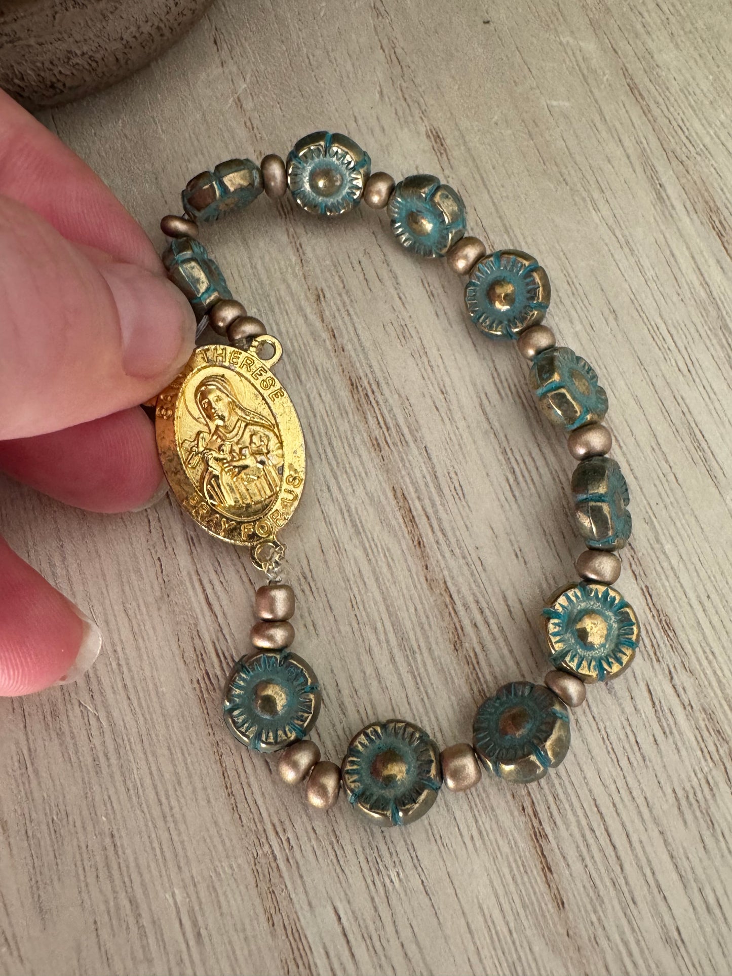 St. Thérèse of Lisieux Stretch Rosary Bracelet