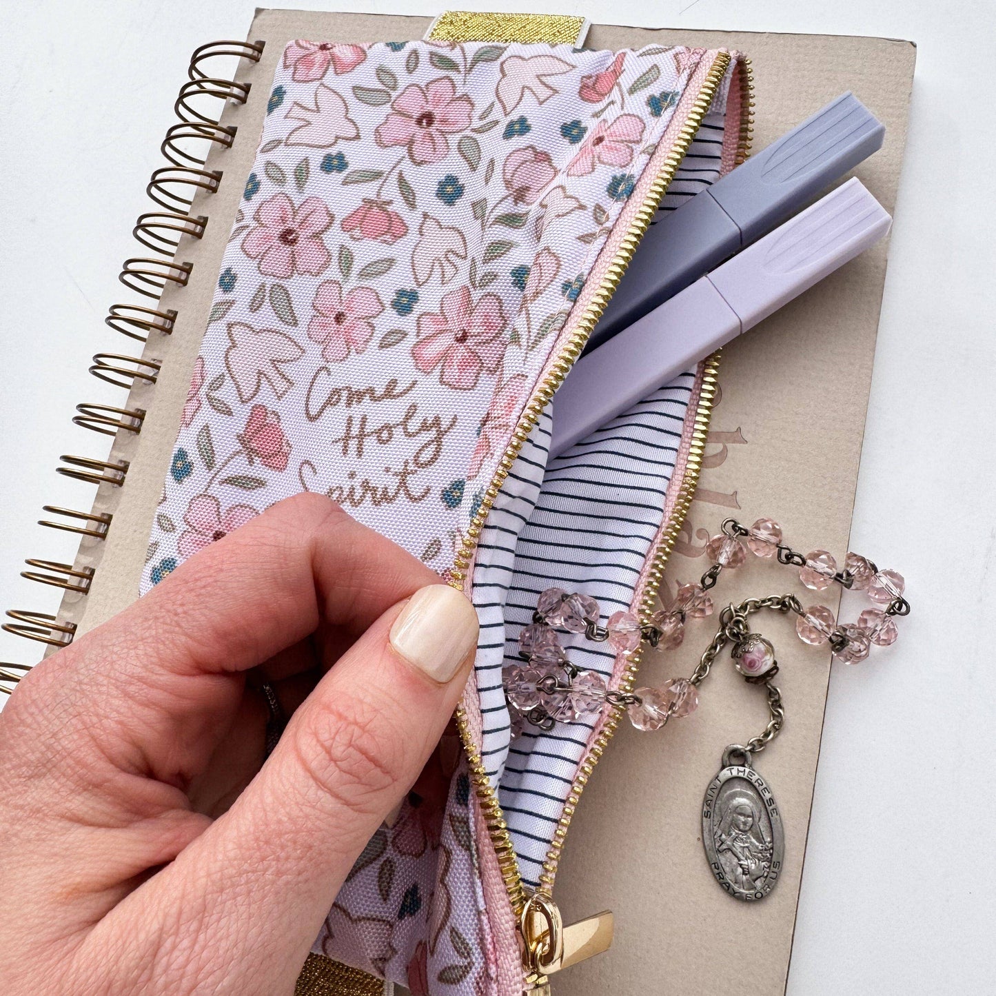 Come Holy Spirit Catholic Bible/Planner Pouch