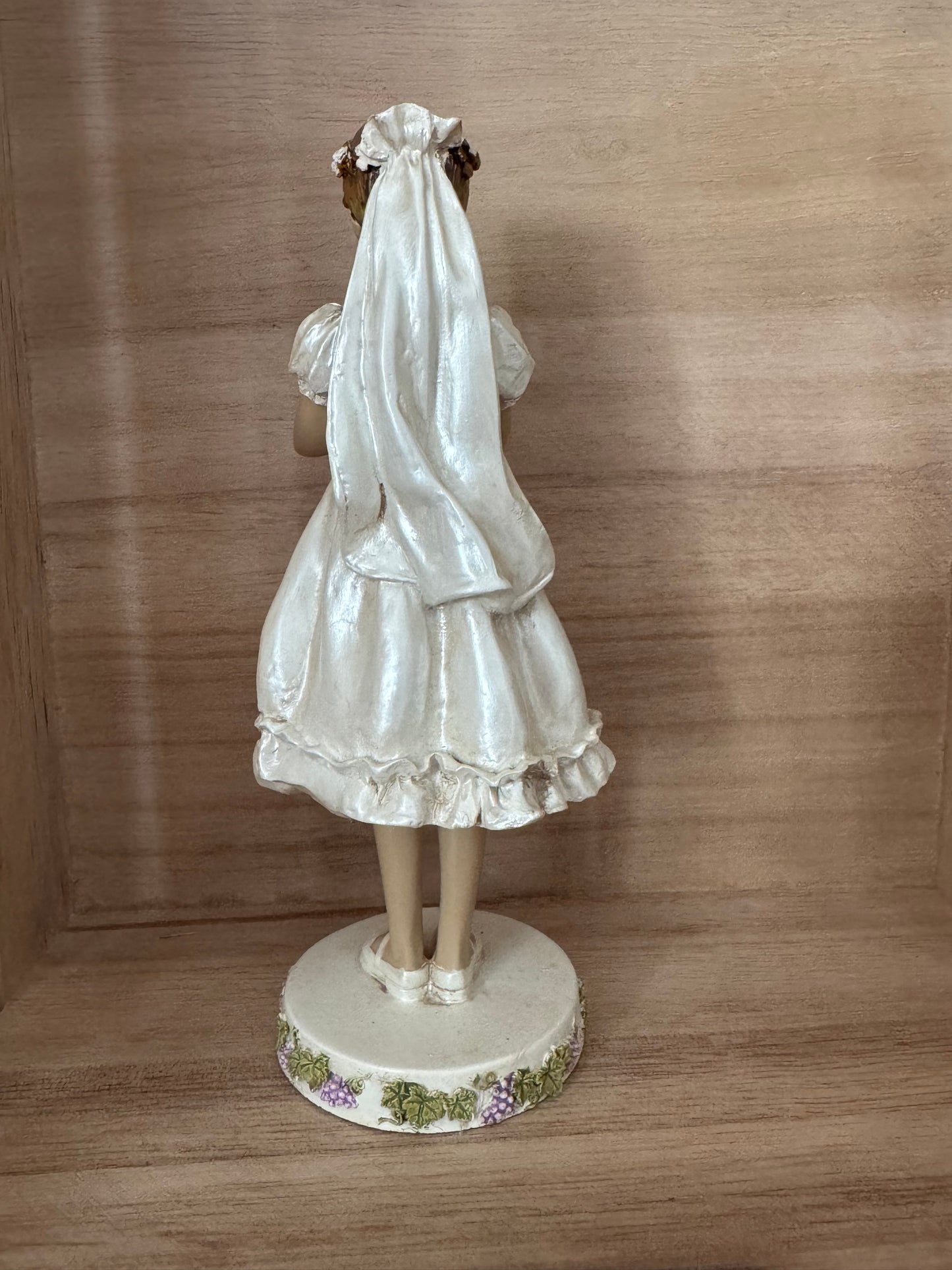 First Communion Girl Statue – 6.5 Inches