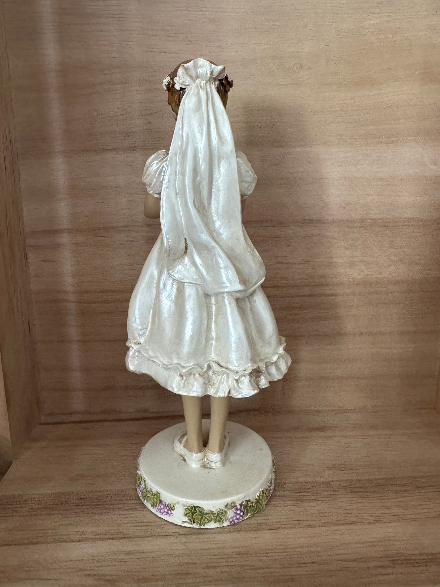 First Communion Girl Statue – 6.5 Inches