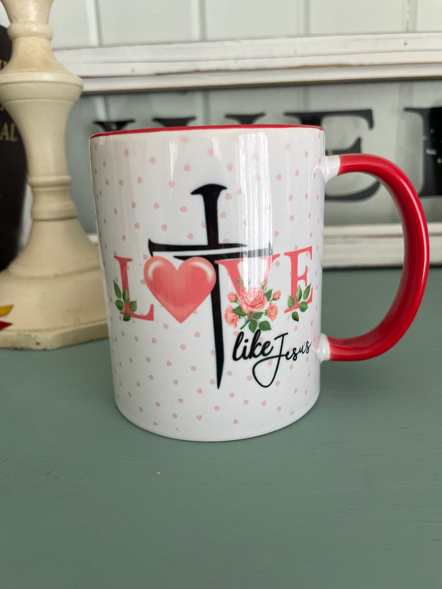 "Love Like Jesus" Ceramic Mug – A Perfect Gift for Any Occasion