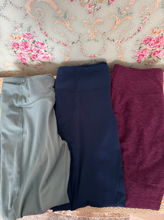 Lot of 3 Women’s Leggings – Size Large