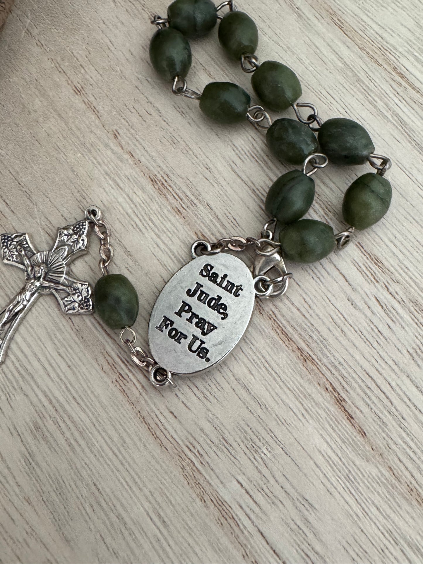 Green Gemstone Single Decade Rosary – St. Jude Centerpiece