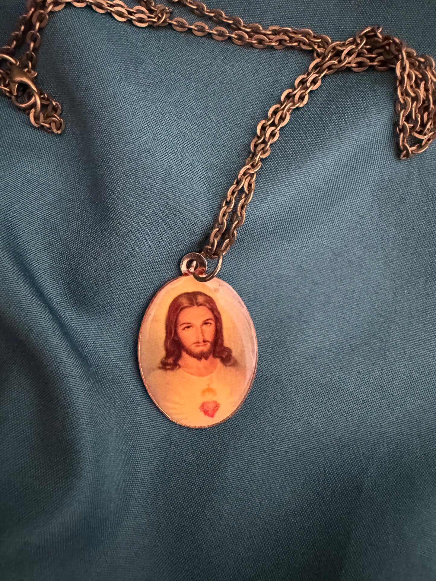 Vintage Sacred Heart of Jesus Pendant on 20-Inch Chain