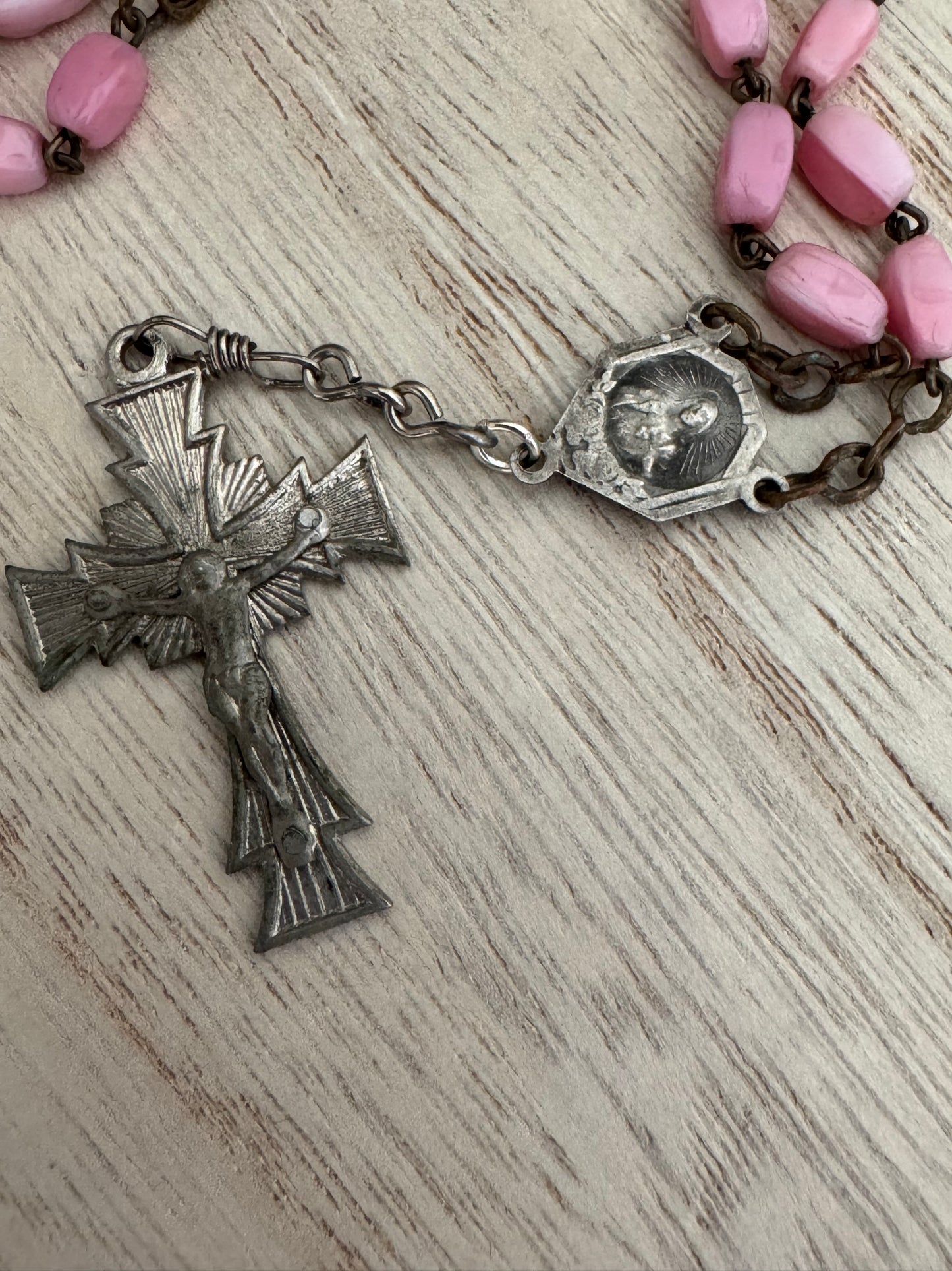 Vintage Pink 1950s-Style Single Decade Rosary – Silver Crucifix & Centerpiece