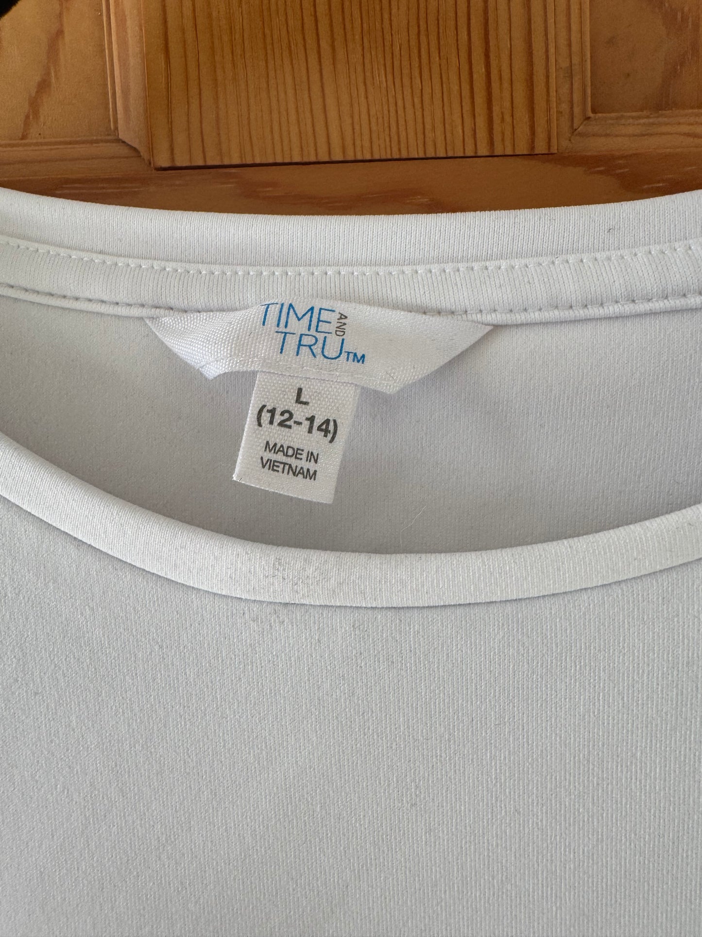 Lot of 3 Women’s Tops M L 7th Ray Maurices Time & Tru Long Sleeve Preowned