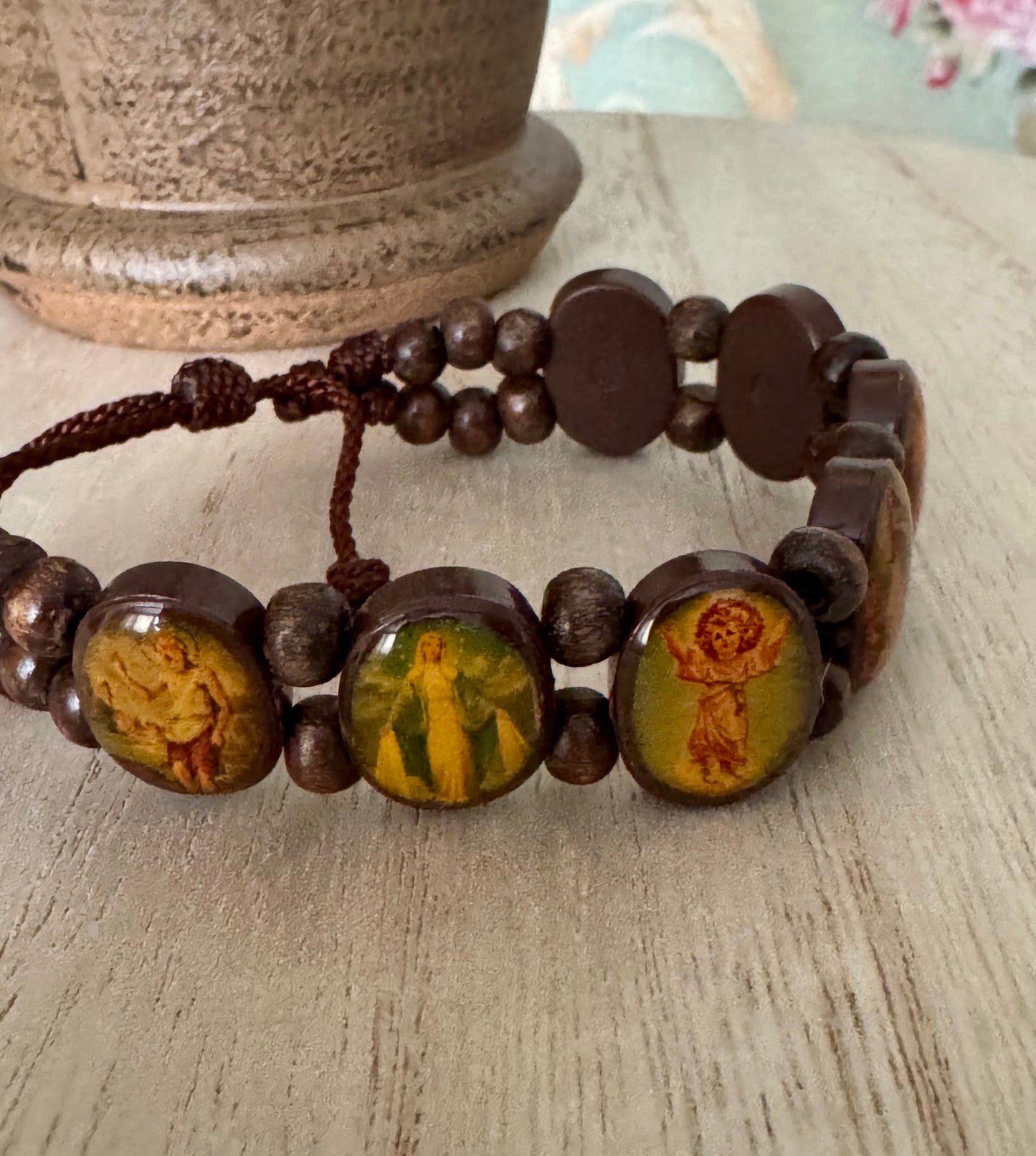 Adjustable Brown Holy Images Bracelet – Plastic & Wood Beads, Vintage Tone
