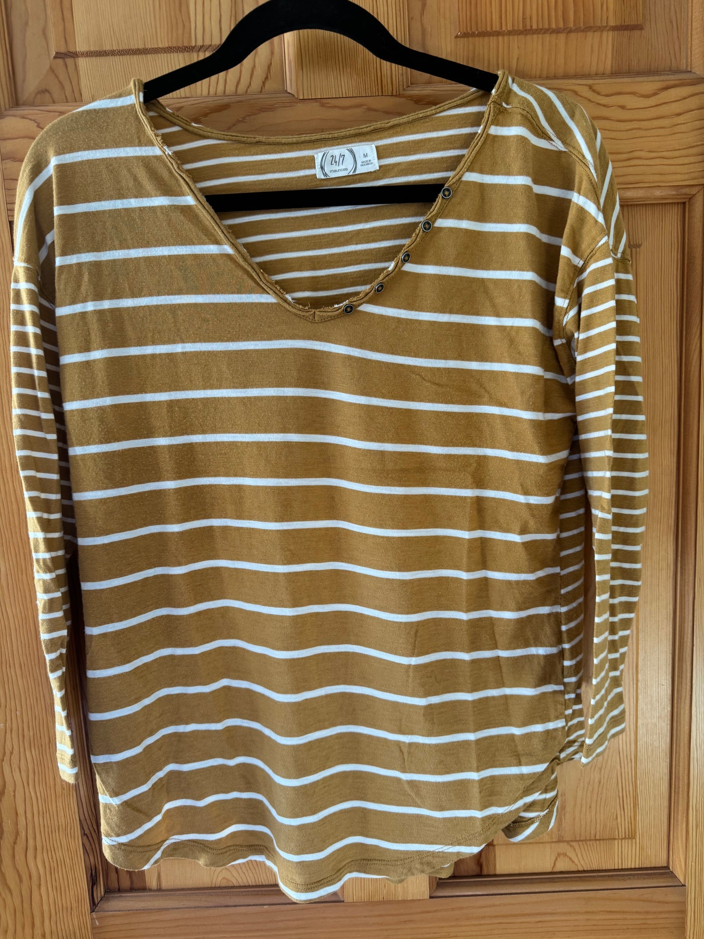 Lot of 3 Women’s Tops M L 7th Ray Maurices Time & Tru Long Sleeve Preowned