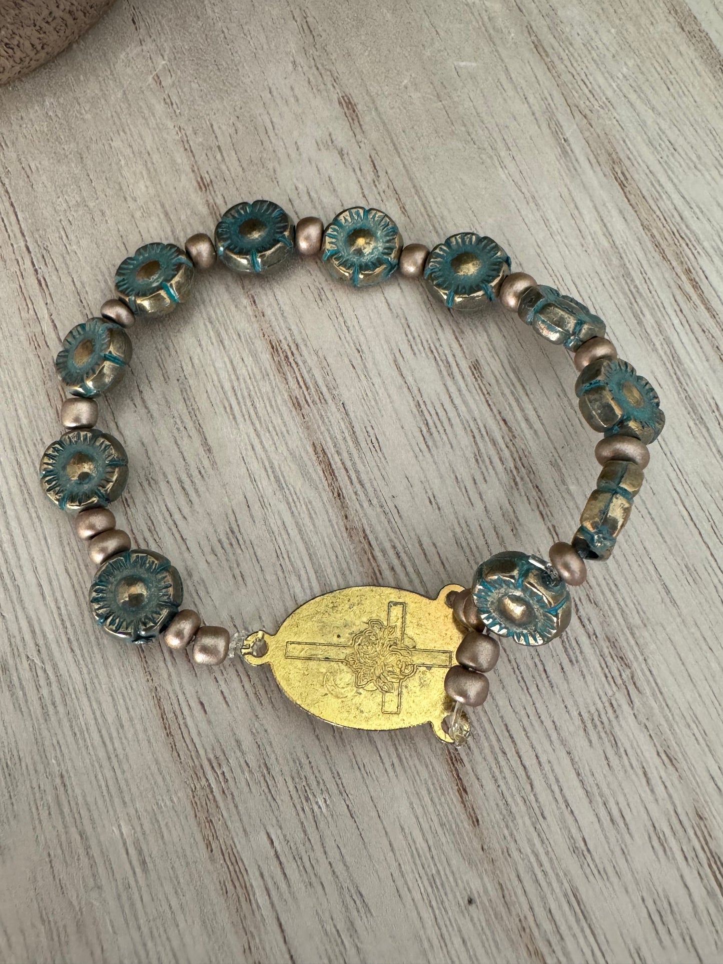 St. Thérèse of Lisieux Stretch Rosary Bracelet