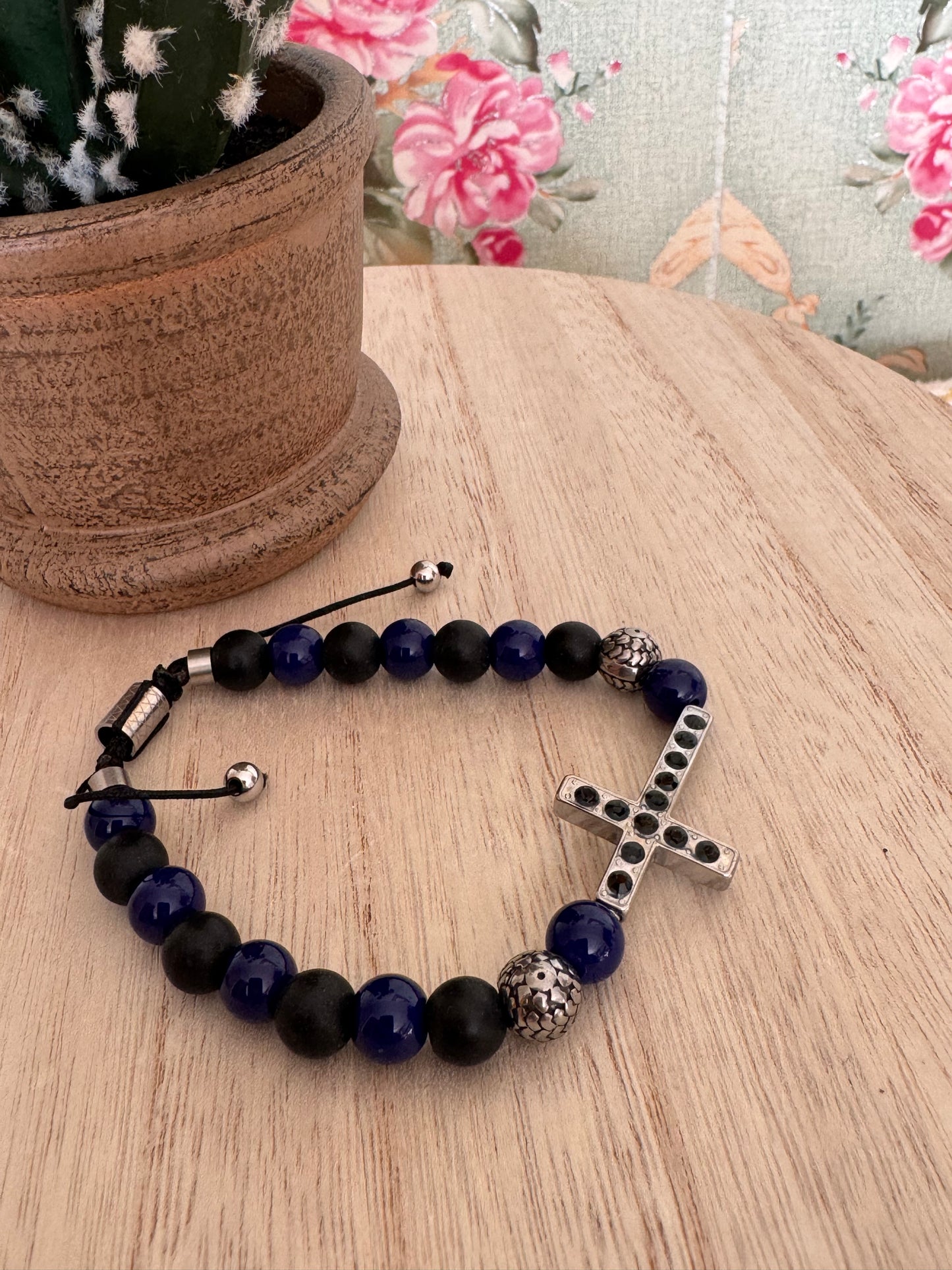 Adjustable Blue & Black Acrylic Bead Bracelet – Silver Cross with Black Accents – Catholic Faith Jewelry