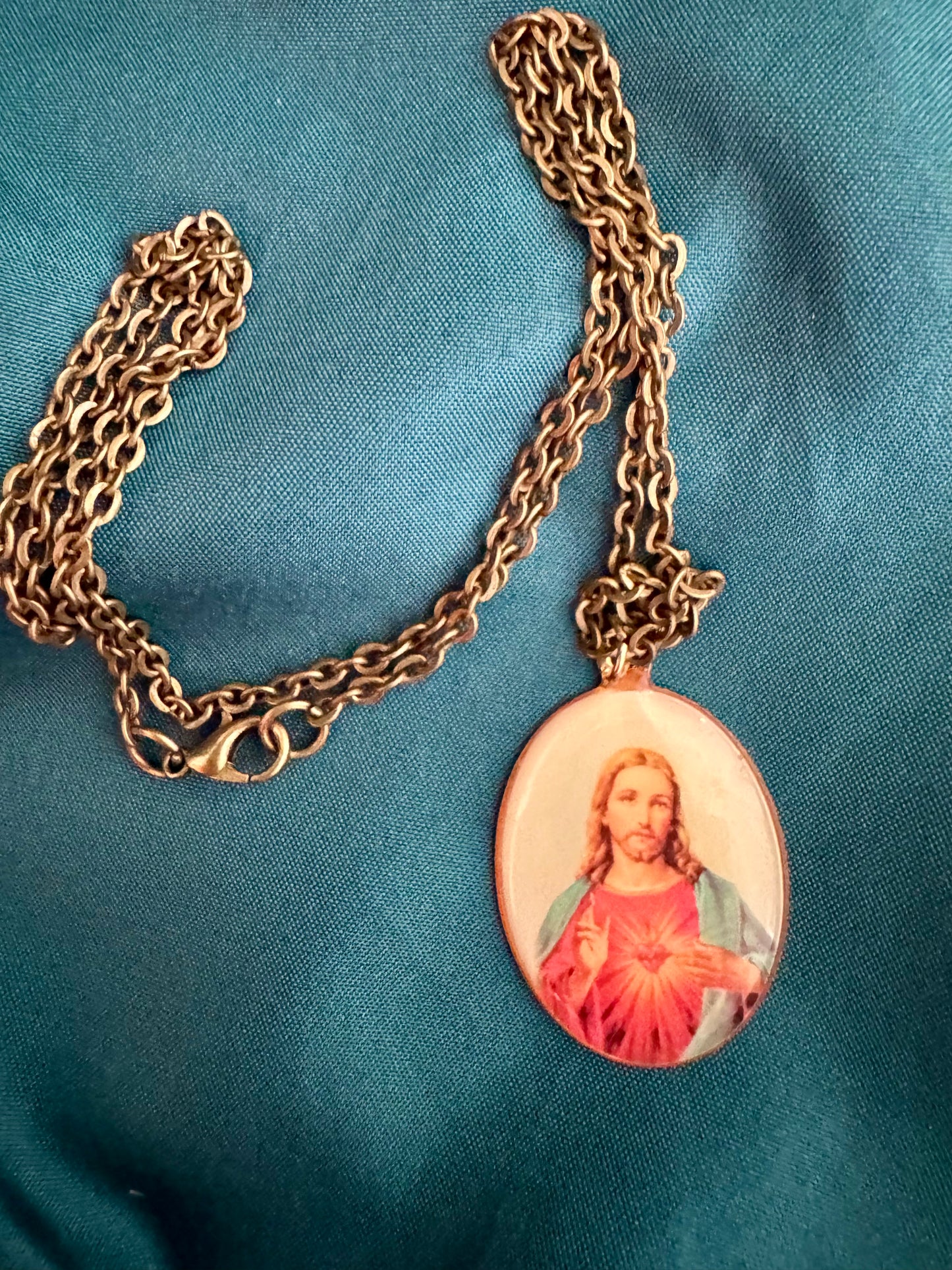 Vintage Sacred Heart of Jesus Pendant on 20-Inch Chain