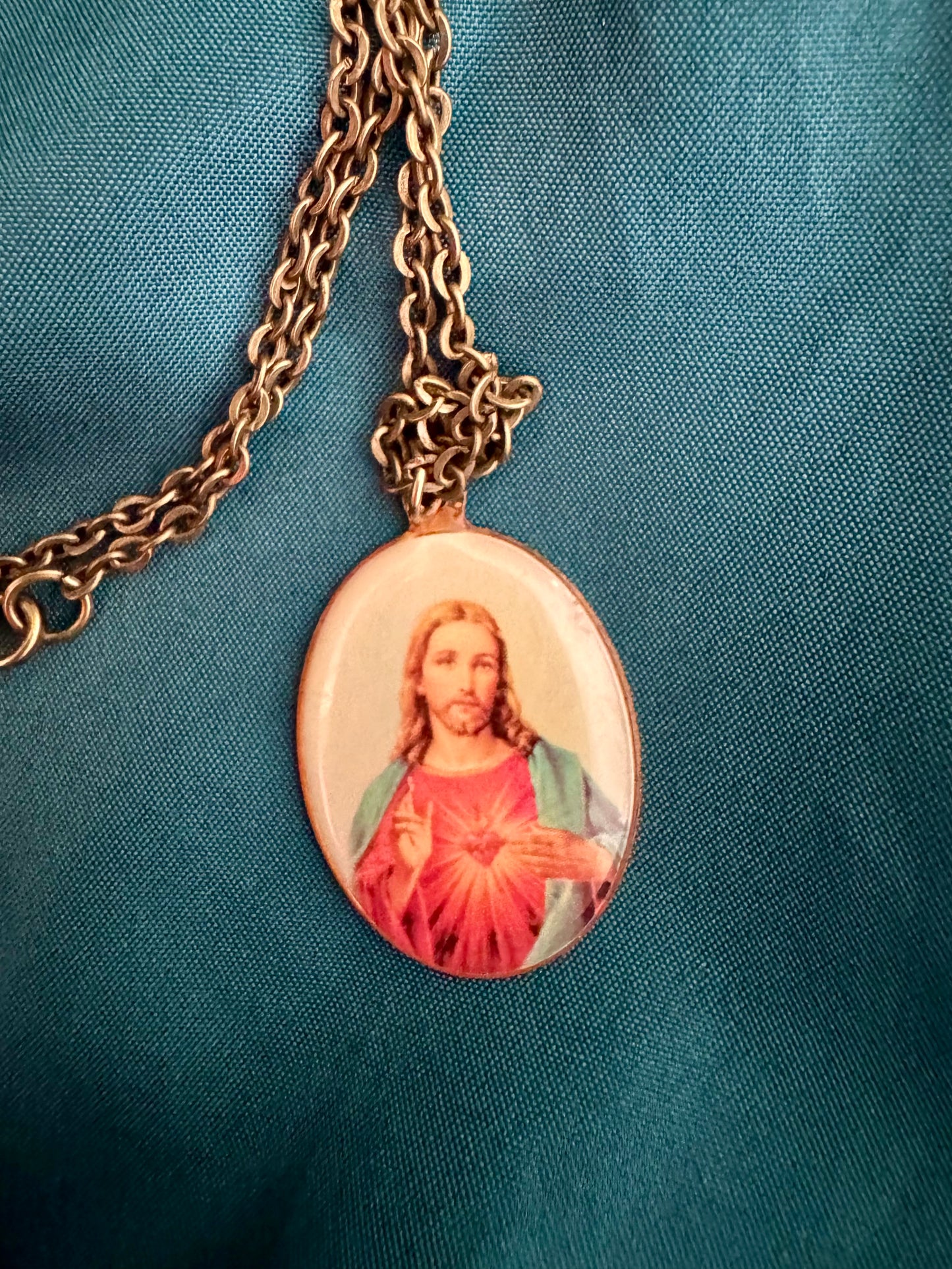 Vintage Sacred Heart of Jesus Pendant on 20-Inch Chain