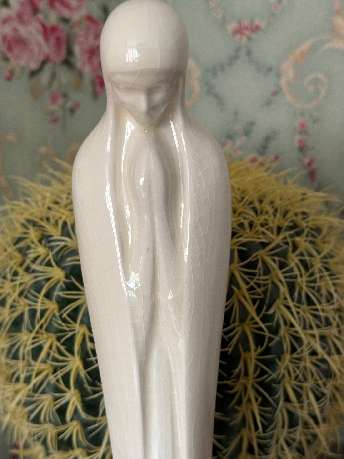 Vintage Hollow Ceramic Mother Mary Statue – 1965
