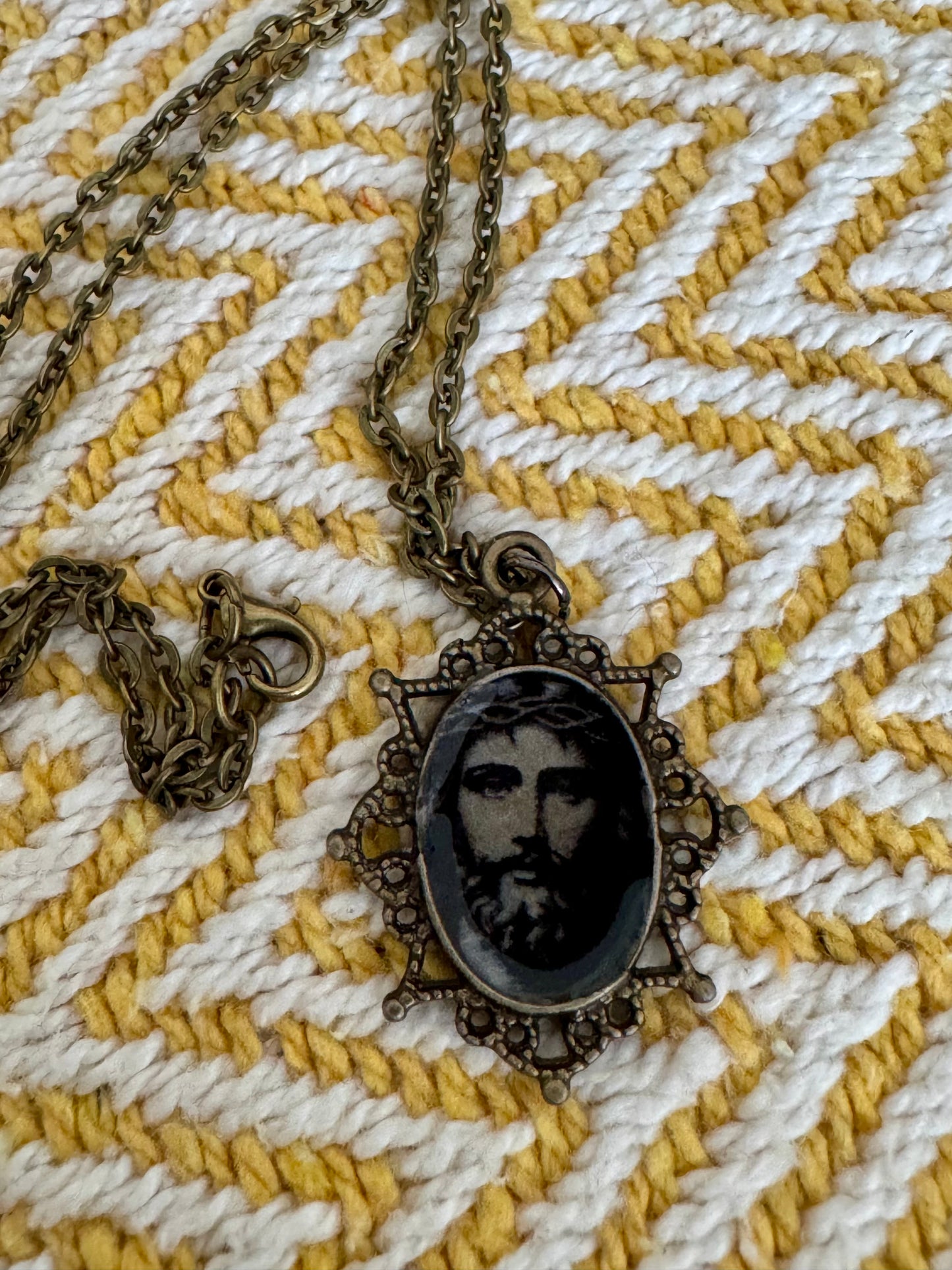 20” Vintage Bronze Catholic Sacred Jesus Portrait Necklace