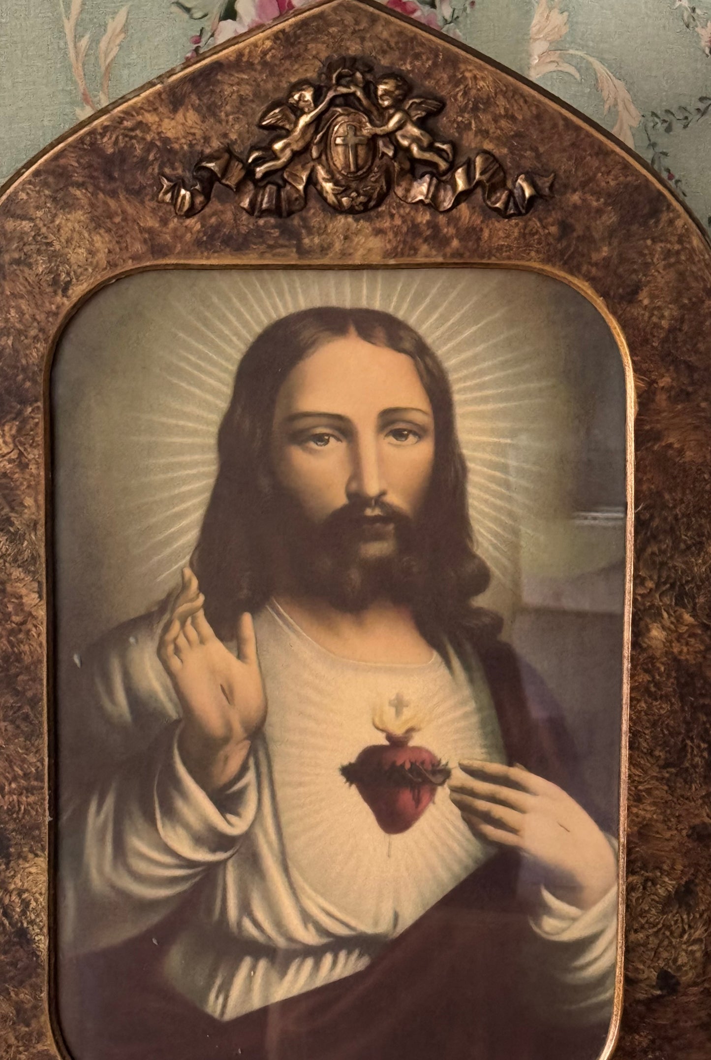 Vintage Sacred Heart Picture — 1930s–1950s