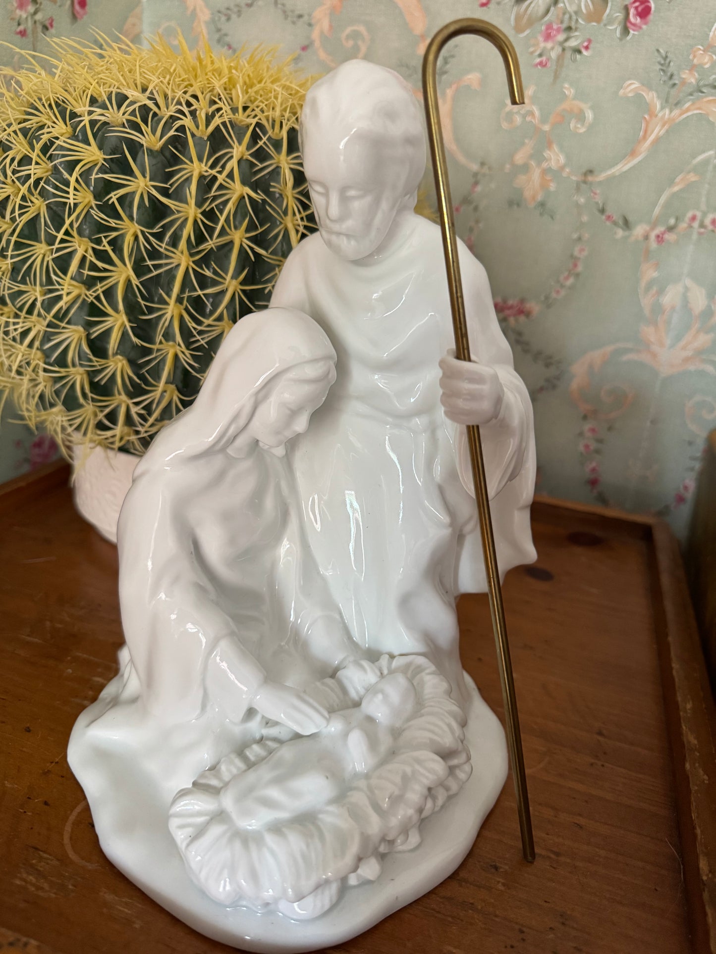 Vintage Department 56 Nativity Scene – Joseph with Gold-Tone Staff