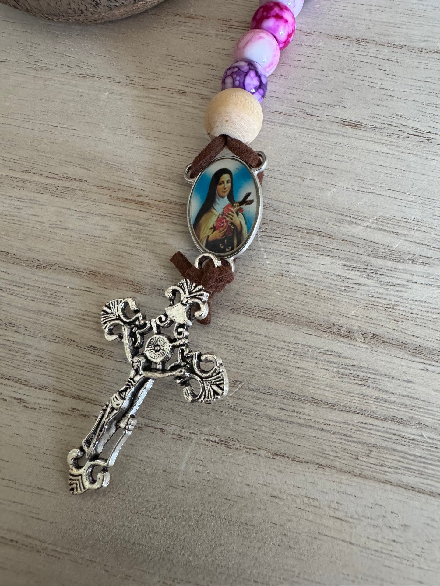 Rosary Keychain with St. Thérèse of Lisieux and Silver Crucifix